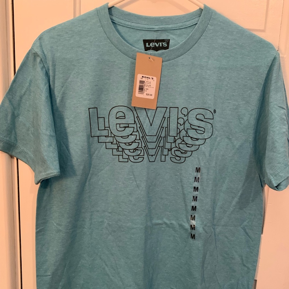 Levi t-shirt